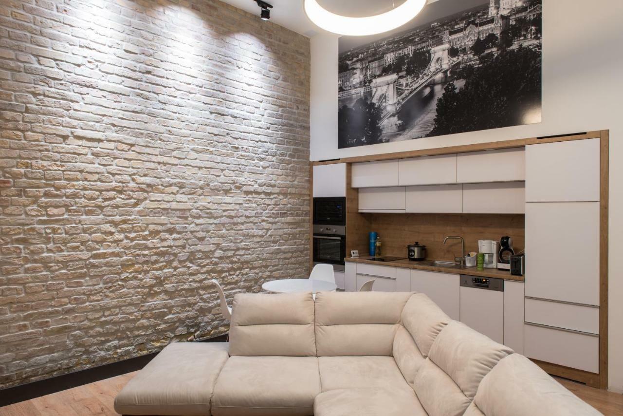 New Loft Style Appartman In The Heart Of The City Будапеща Екстериор снимка